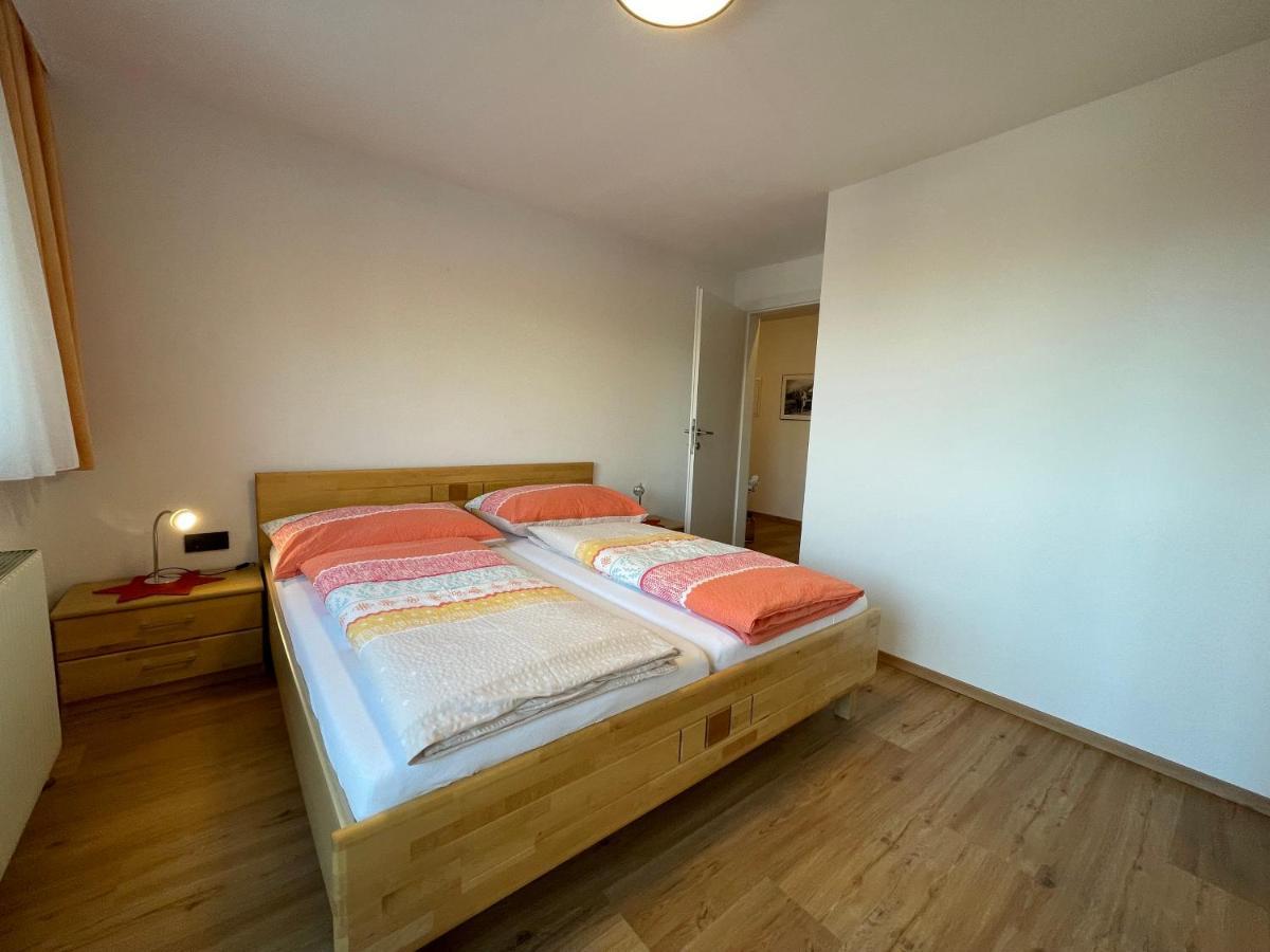 Koflers Ferienwohnungen Oberperfuss Exterior foto