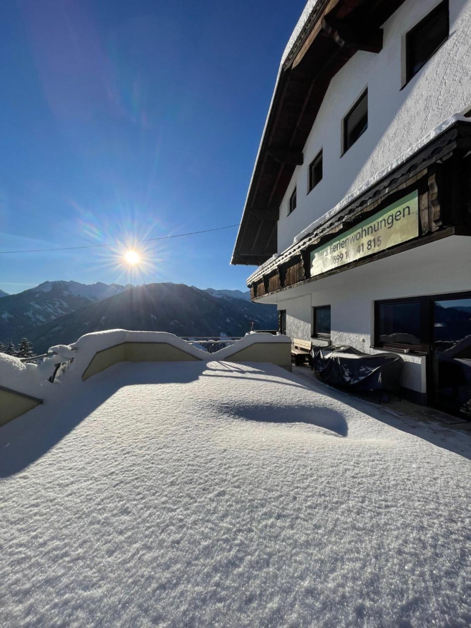 Koflers Ferienwohnungen Oberperfuss Exterior foto